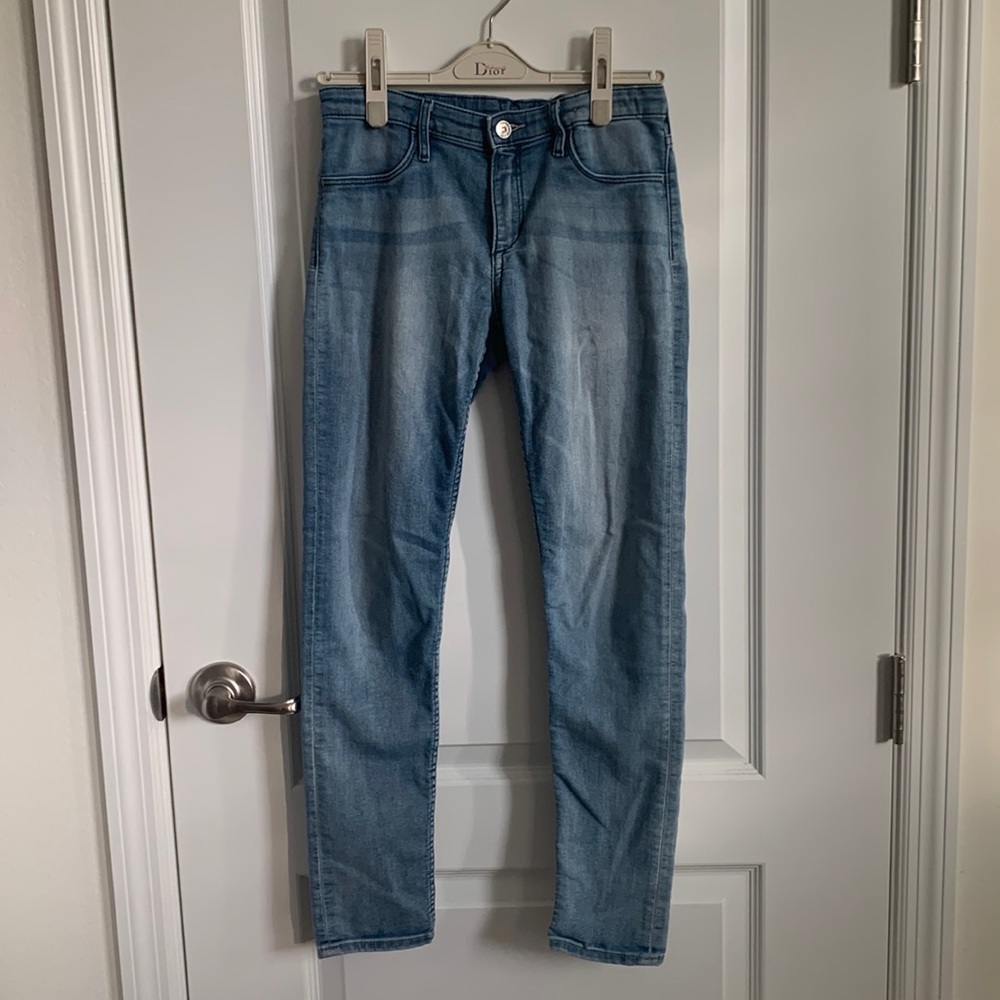 H&M Light Wash Jeggings